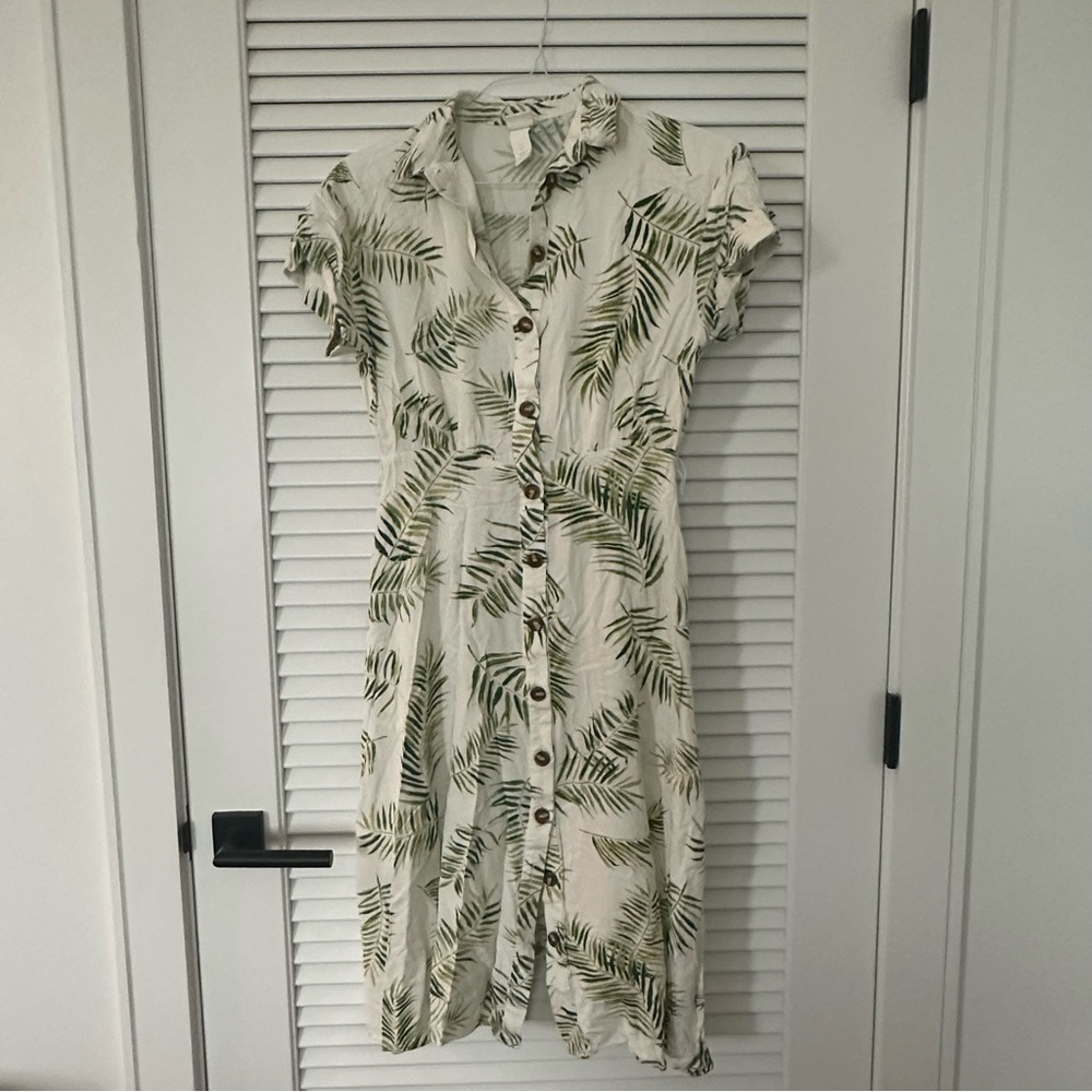 H&M Green Leaf Print Midi Dress